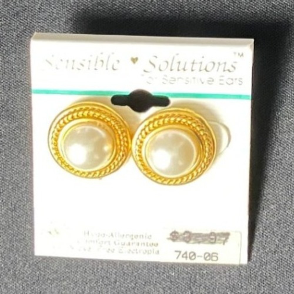 Sensible Solutions Womens Gold‎ Tone Faux Pearl Stud Earrings